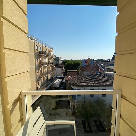 Marina Beach Aparthotel Rimini Extérieur photo