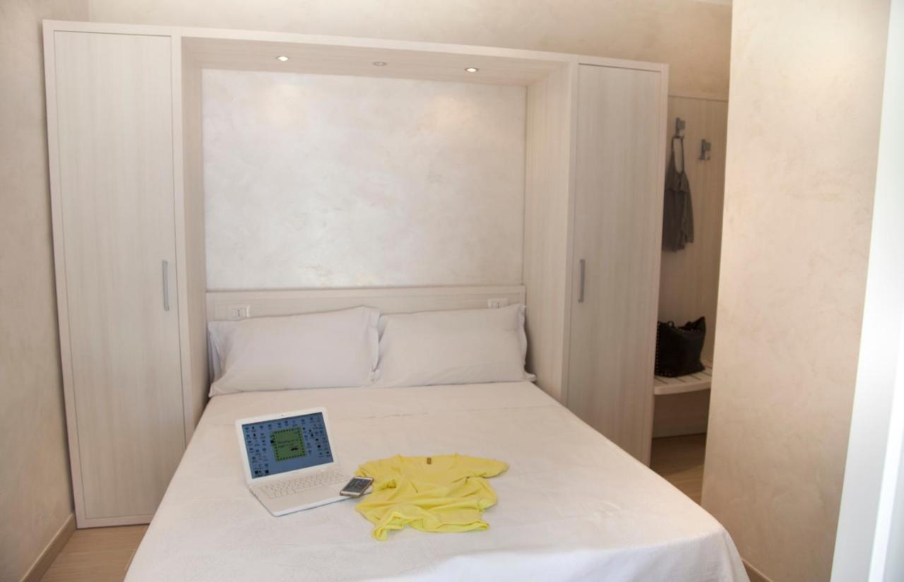 Marina Beach Aparthotel Rimini Extérieur photo