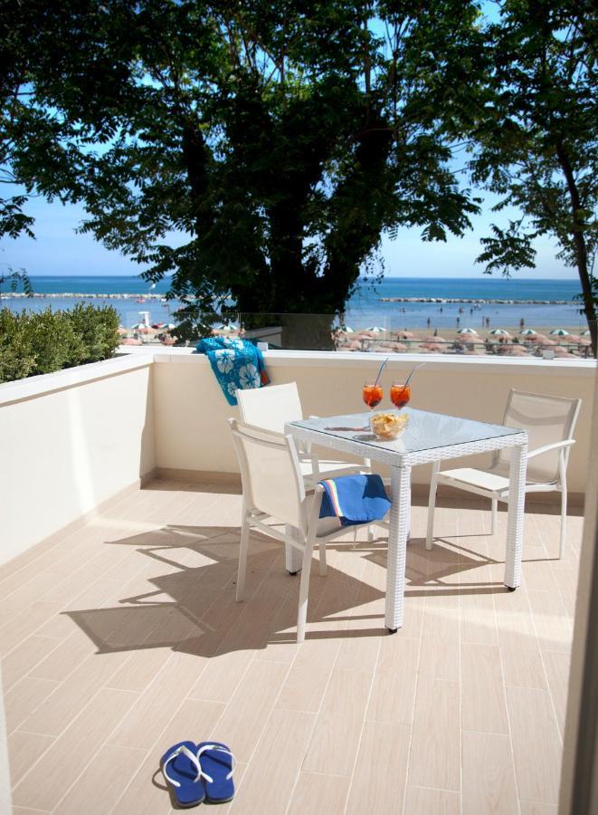Marina Beach Aparthotel Rimini Extérieur photo