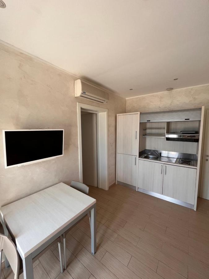 Marina Beach Aparthotel Rimini Extérieur photo