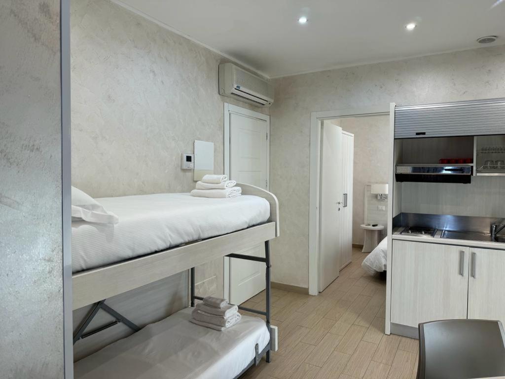 Marina Beach Aparthotel Rimini Extérieur photo