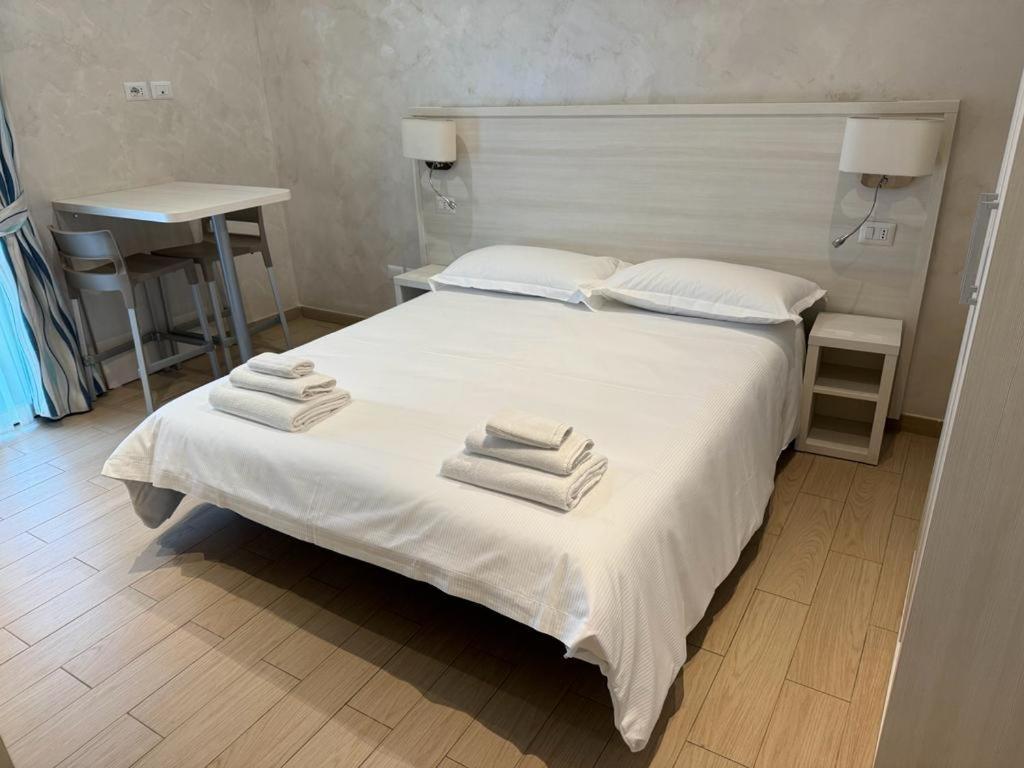 Marina Beach Aparthotel Rimini Extérieur photo