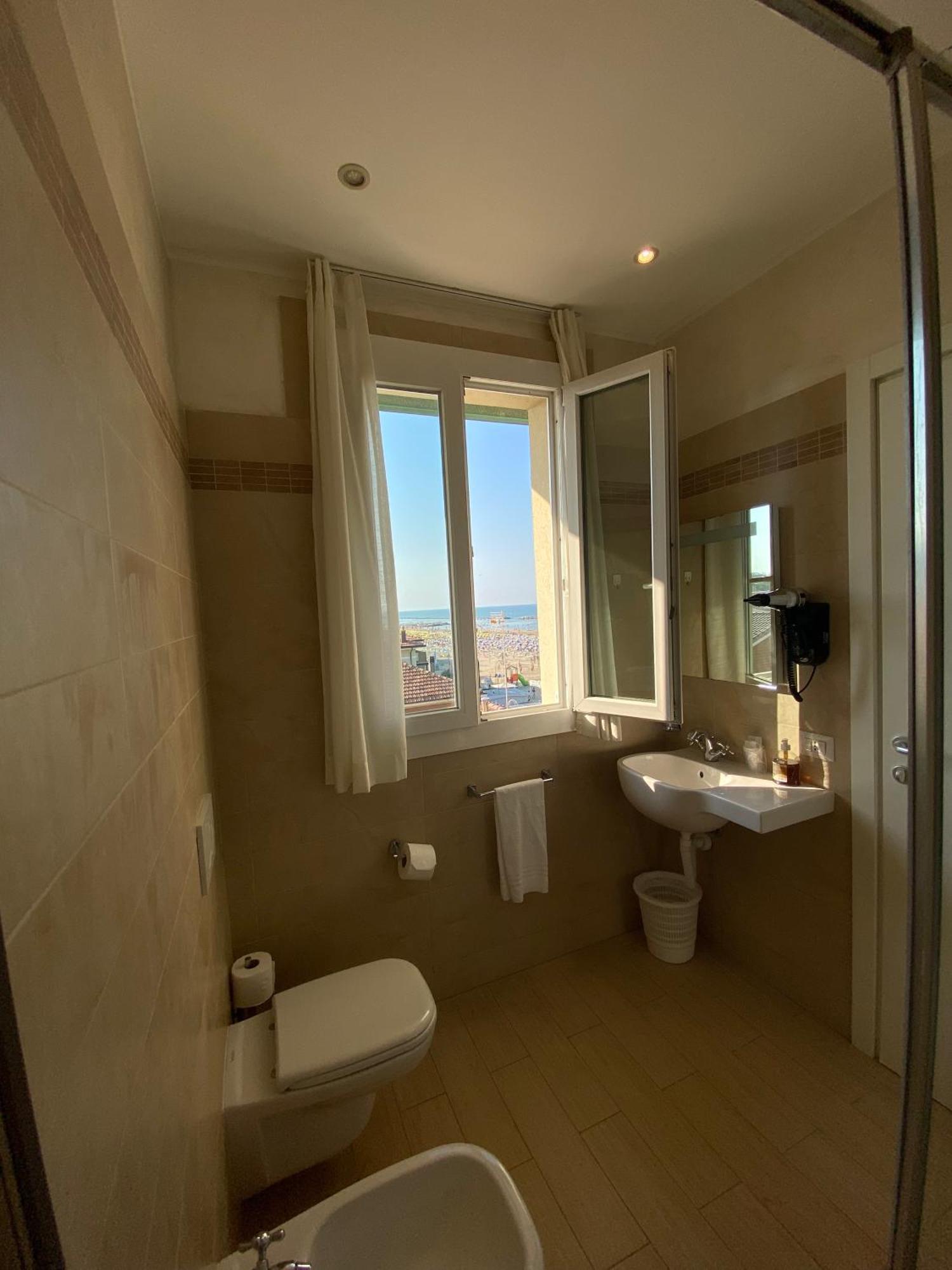 Marina Beach Aparthotel Rimini Extérieur photo
