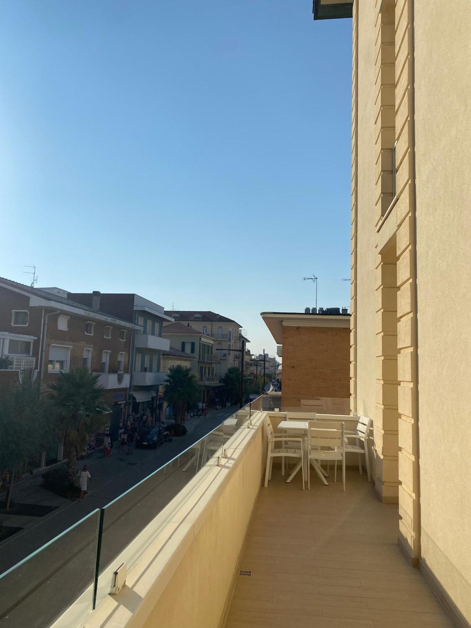Marina Beach Aparthotel Rimini Extérieur photo