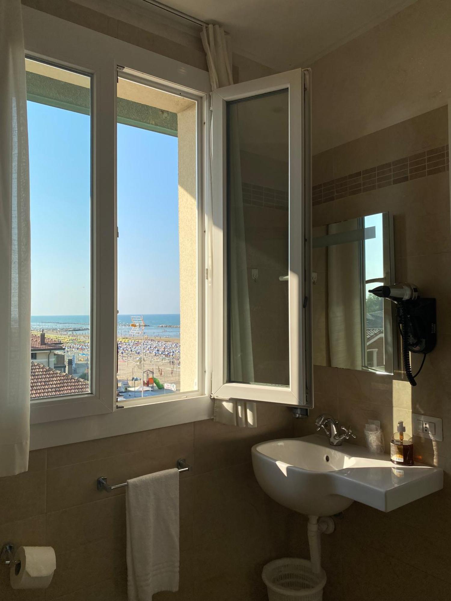 Marina Beach Aparthotel Rimini Extérieur photo